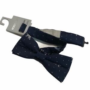 NORDSTROM Big Boy's Navy Blue Polar Bear Bow Tie NWT Adjustable Band Silk